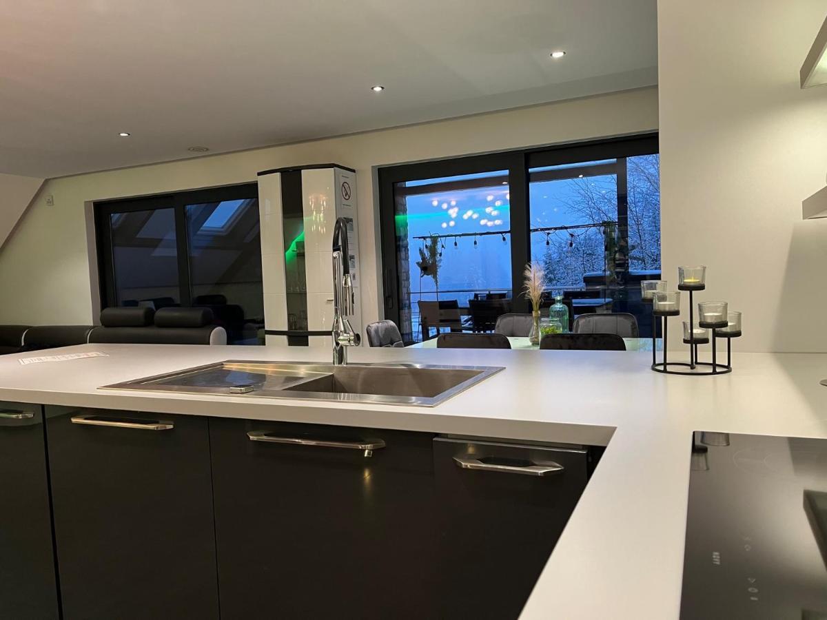Loft De Prestige Au Pied Du Circuit Lägenhet Francorchamps Exteriör bild